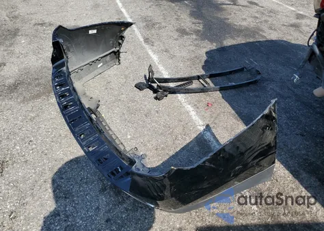 2022 Chevrolet Suburban C1500 Lt z USA, uszkodzony, nr VIN 1GNSCCKT1NR305591